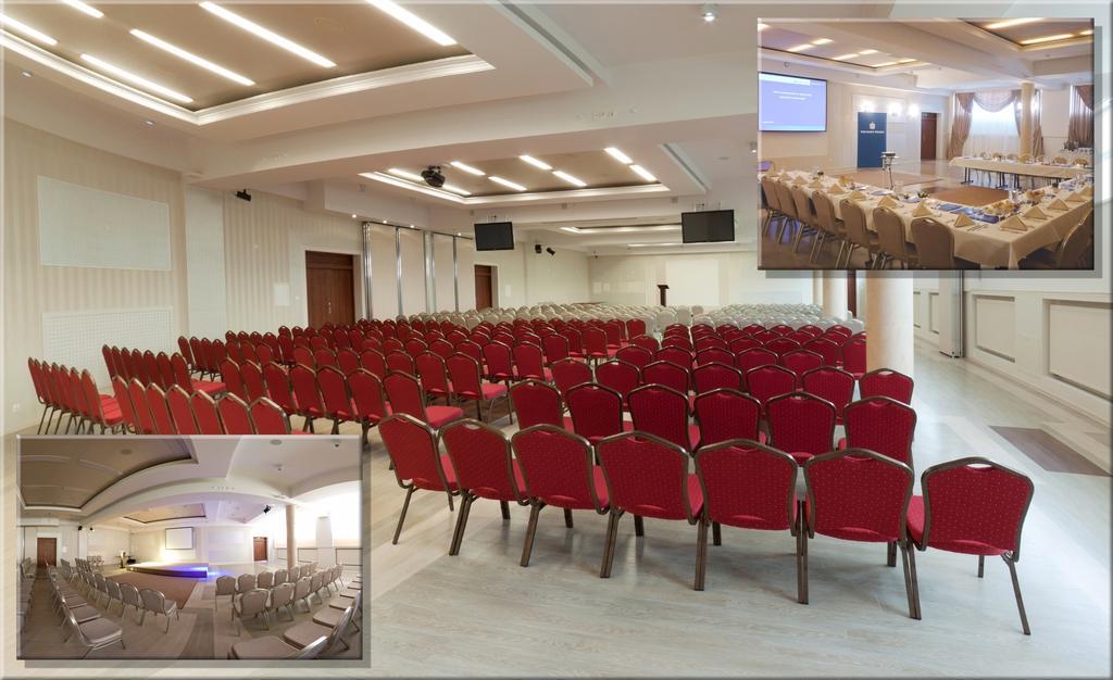 Hotel Ted Radomsko Bagian luar foto