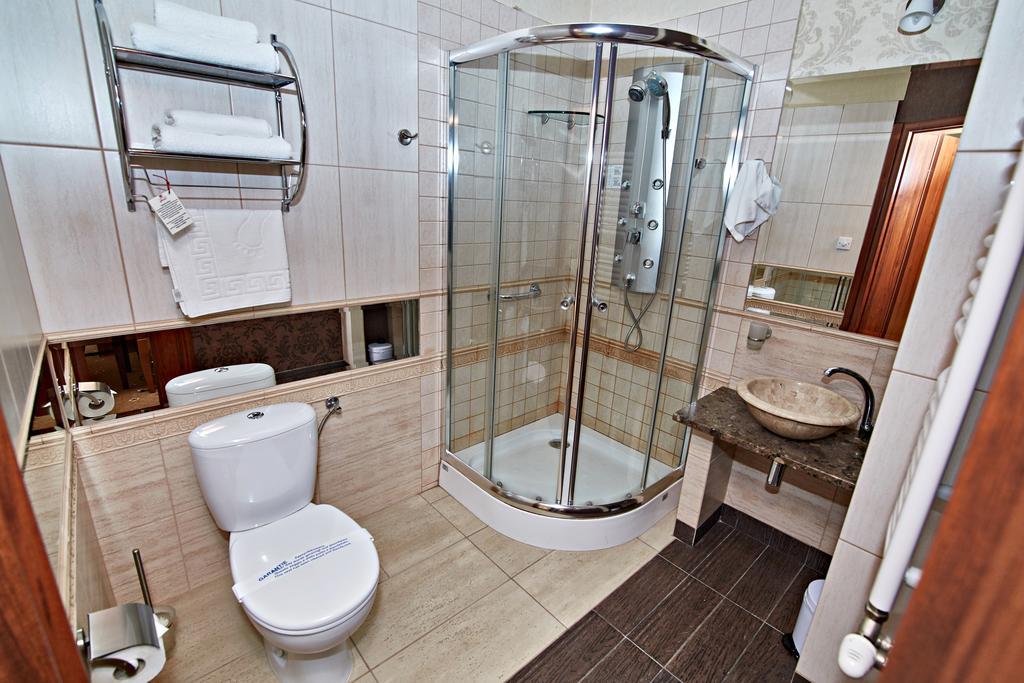 Hotel Ted Radomsko Ruang foto